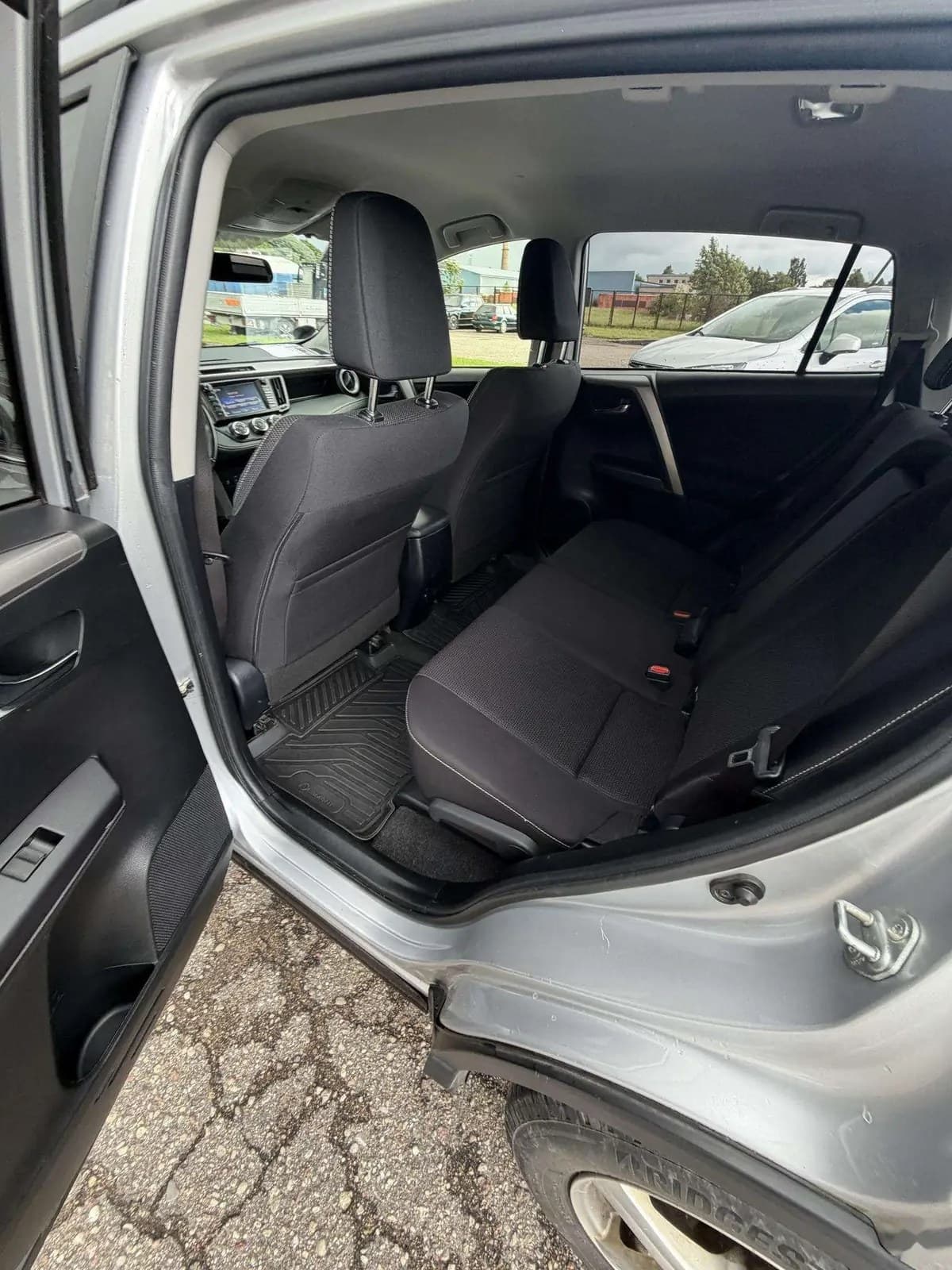 Toyota RAV4 2016 – nuotrauka 9